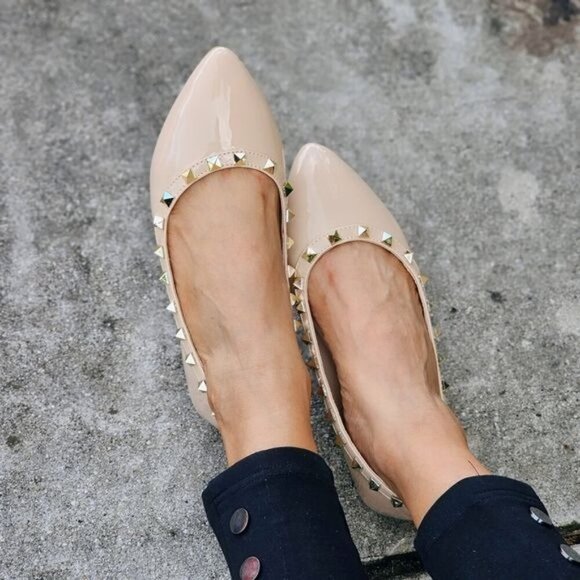 Womens Studded Flat Closed Pointed Toe Sandal Nude Color - Picture 2 of 5